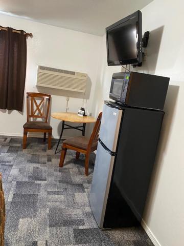 Americas Best Value Inn Salmon 外观 照片